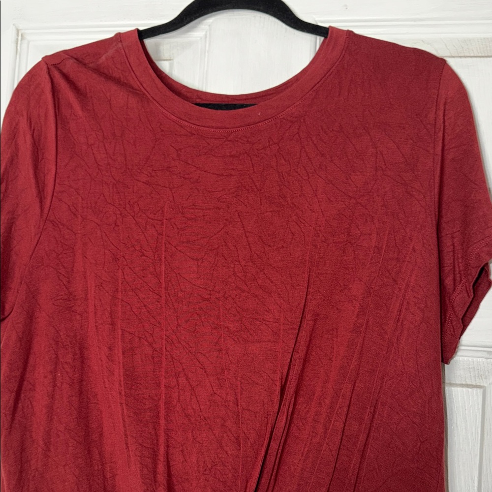 Torrid Women's Twist-Hem Short Sleeve Top - Deep Wine - Picture 2 of 5